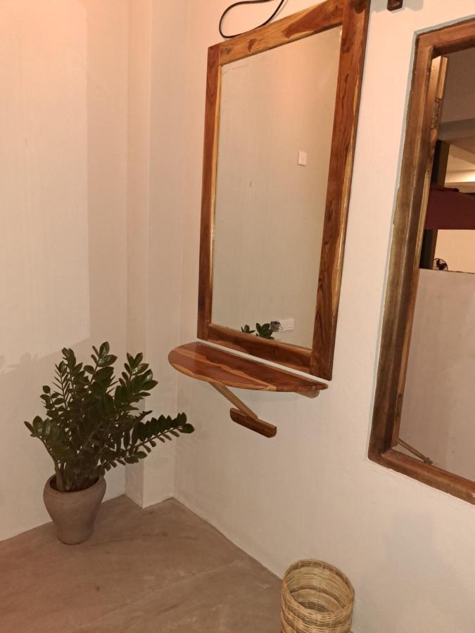 The Surf Access Guest House Arugam Bay Exterior photo