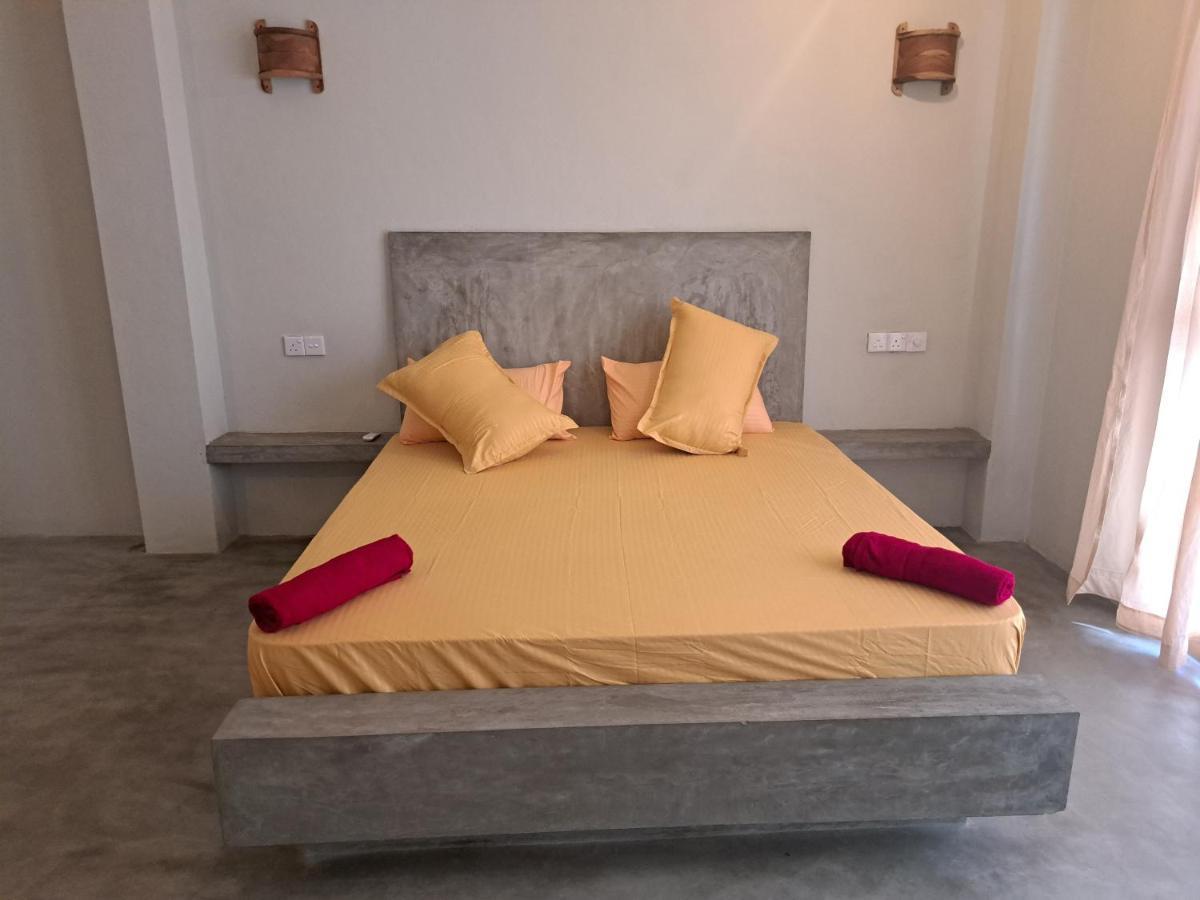 The Surf Access Guest House Arugam Bay Exterior photo
