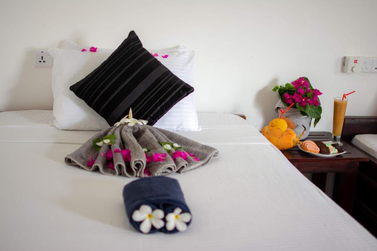 The Surf Access Guest House Arugam Bay Exterior photo