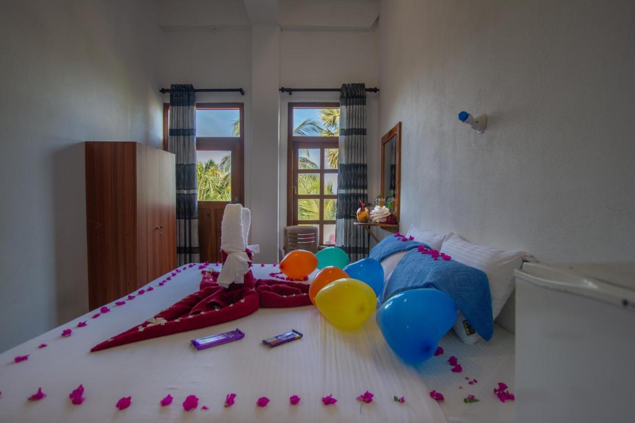 The Surf Access Guest House Arugam Bay Exterior photo